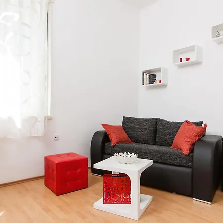 Apartament Cro Jet Set